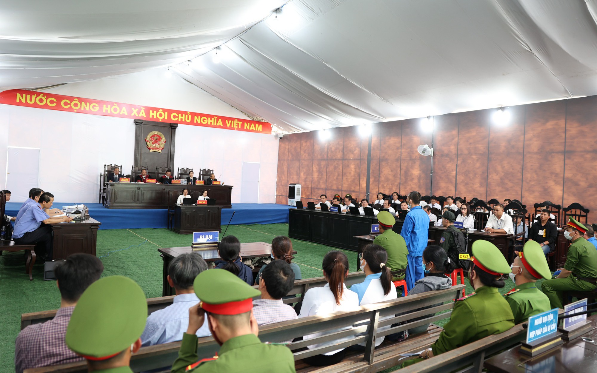 Truy n&atilde; đối tượng Nguyễn Đ&igrave;nh Thắng về tội khủng bố tại Đắk Lắk năm 2023 - Ảnh 2.