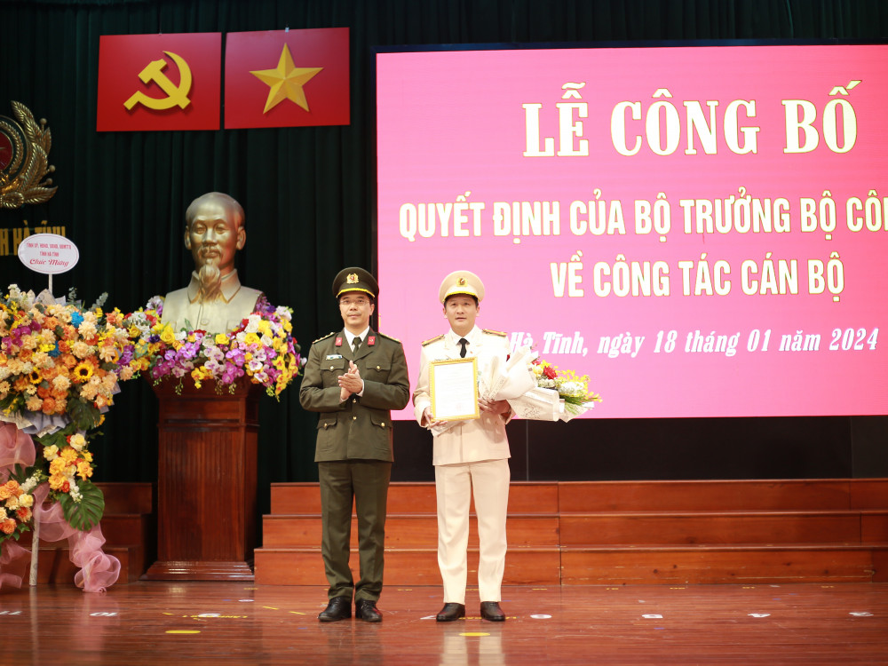 Công an tỉnh Hà Tĩnh có tân Phó Giám đốc 39 tuổi- Ảnh 2.