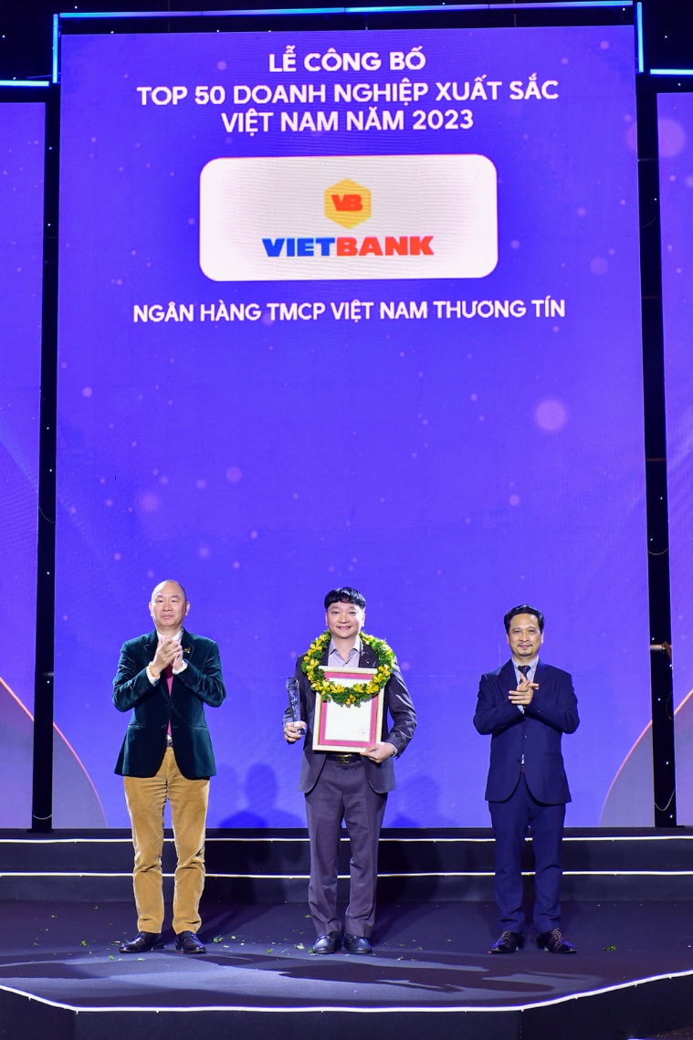 Hai năm liên tiếp Vietbank vào top 50 doanh nghiệp xuất sắc Việt Nam- Ảnh 1.