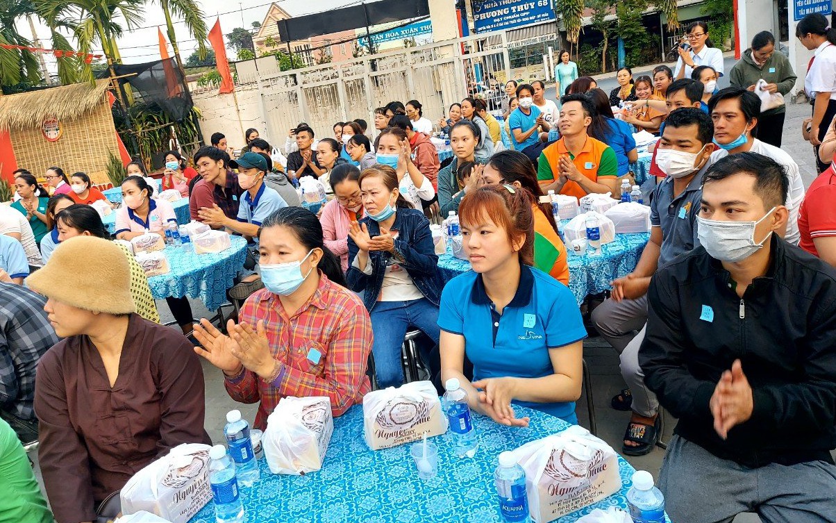 Tết đến gần với đoàn viên - lao động khó khăn