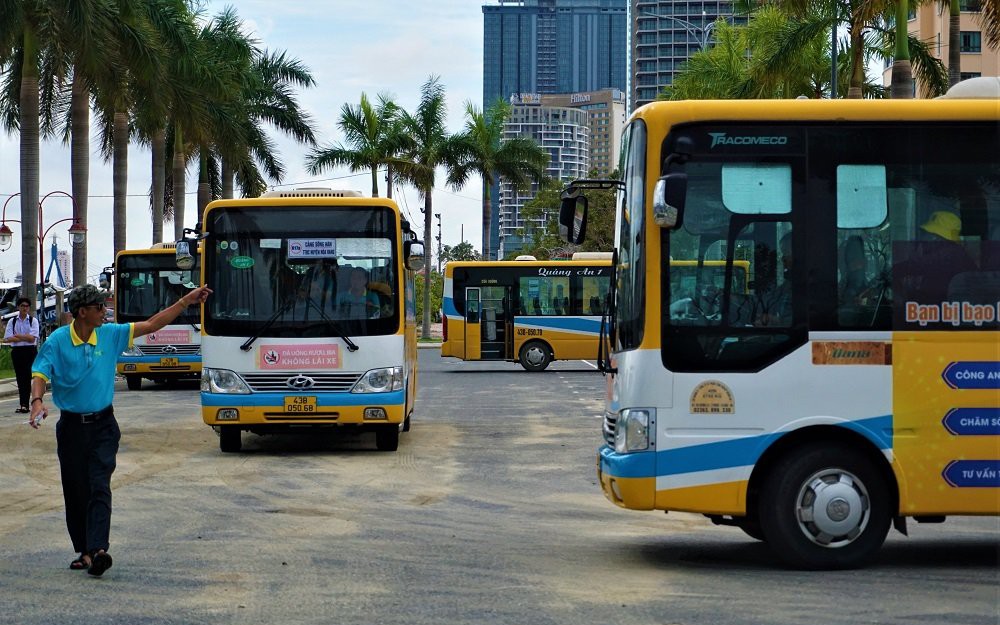 Đà Nẵng có xe buýt từ sân bay đi Bà Nà Hills