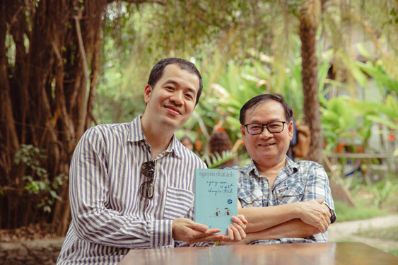 Đạo diễn Trịnh Đình Lê Minh và nhà văn Nguyễn Nhật Ánh. (Ảnh do nhà sản xuất cung cấp)