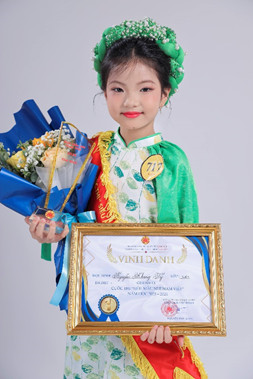 Nguyễn Khang Vy - Hành trình trưởng thành từ cuộc thi Tìm kiếm tài năng MC nhí- Ảnh 4.