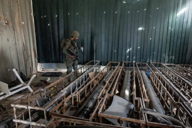 Cận cảnh xưởng vũ khí "khủng" dưới lòng đất của Hamas