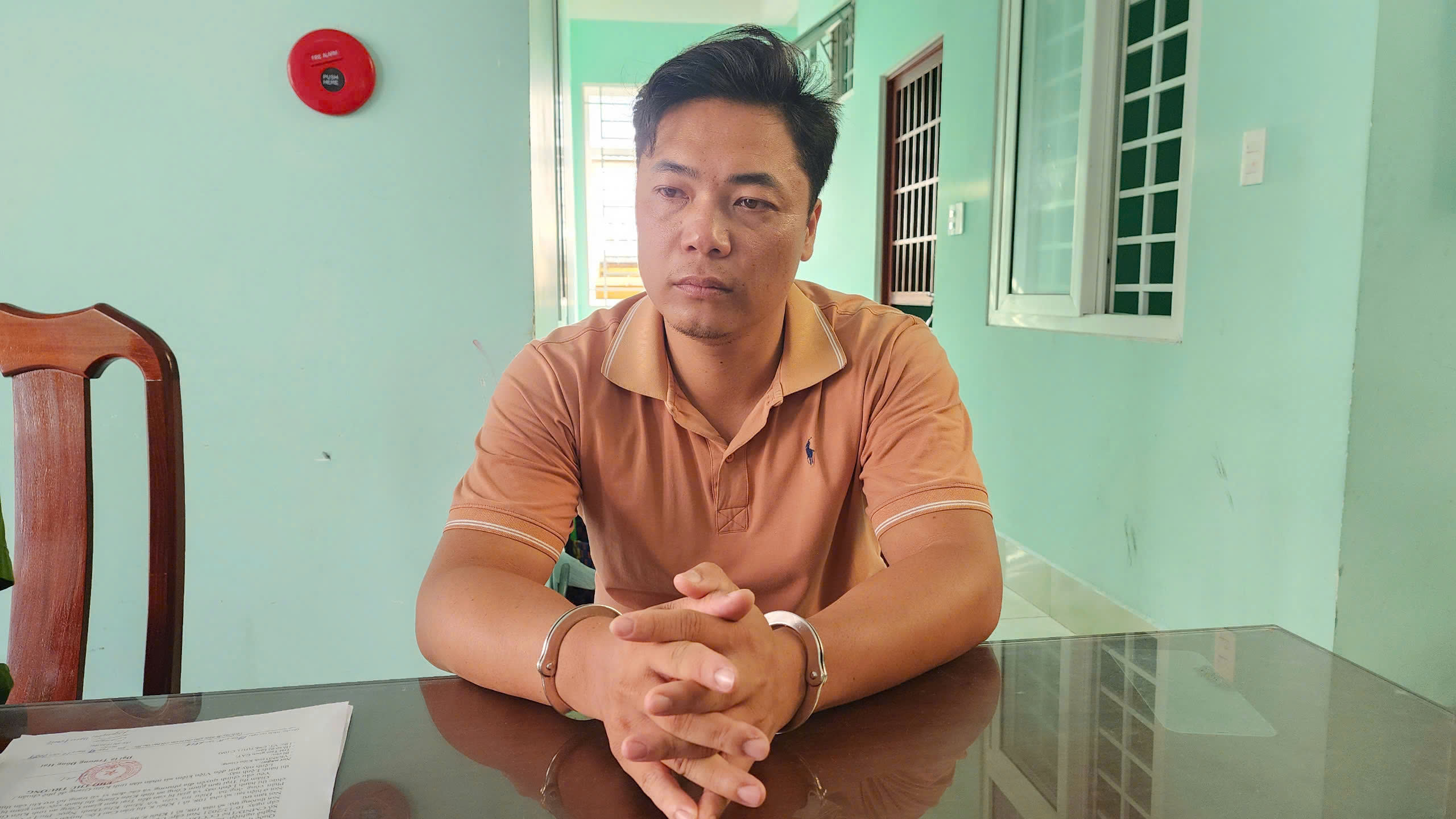 Bắt tạm giam kẻ từ Lạng Sơn vào Phú Quốc lừa đảo nhiều người- Ảnh 1. Bắt tạm giam kẻ từ Lạng Sơn vào Phú Quốc lừa đảo nhiều người- Ảnh 1.