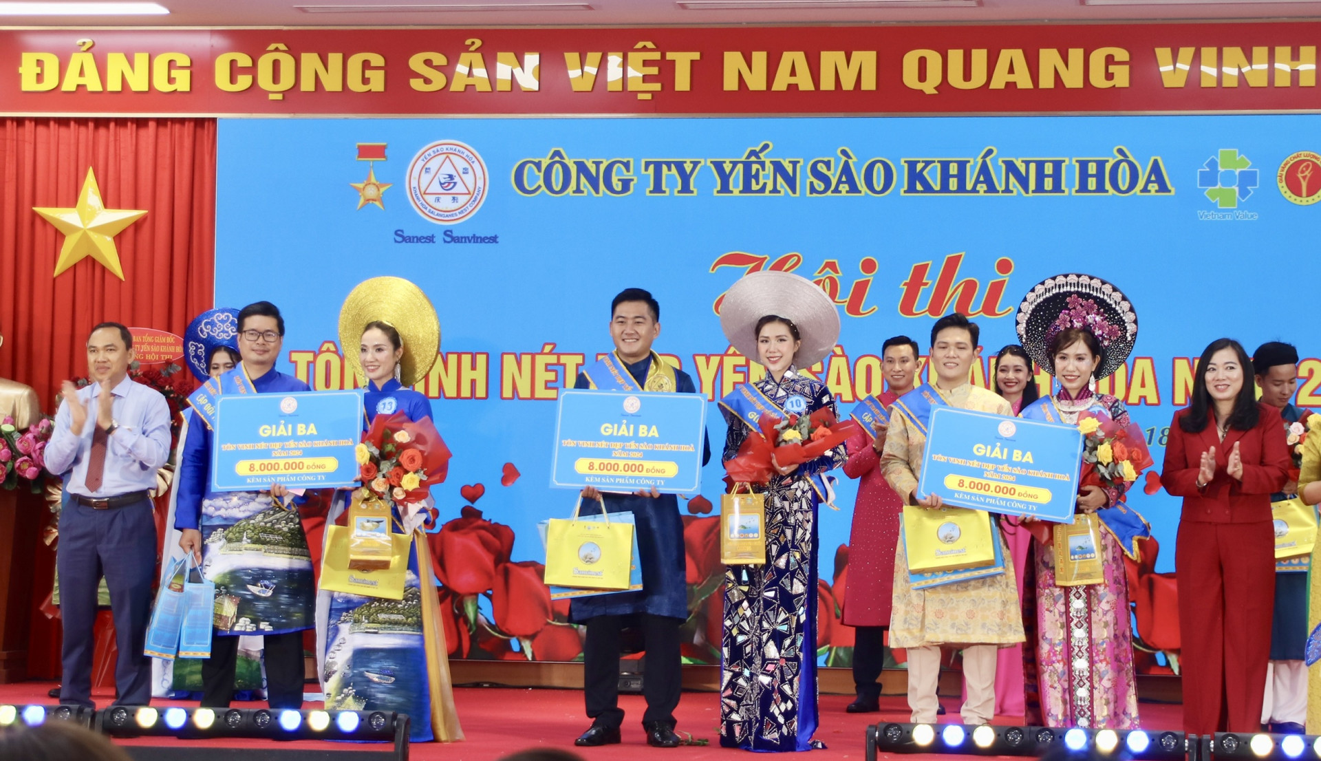 Ngắm nét đẹp nam thanh nữ tú Yến sào Khánh Hòa- Ảnh 13.