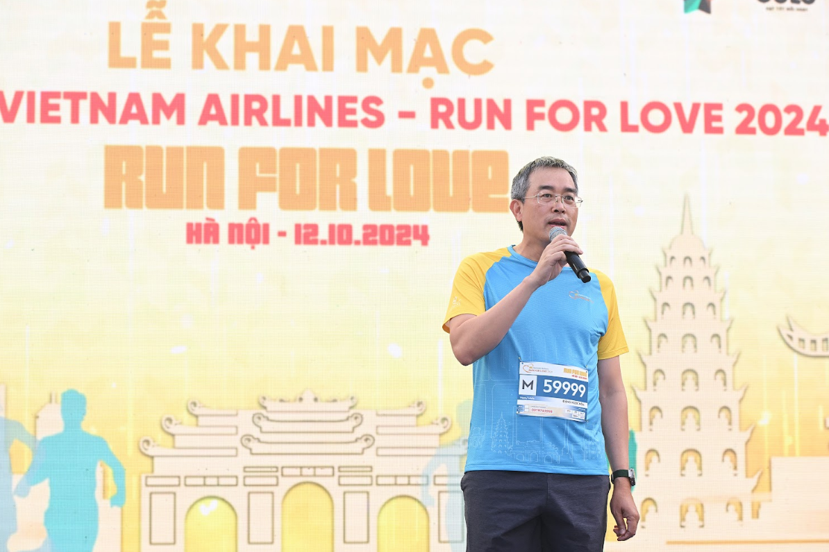 Vietnam Airlines tổ chức thành công giải chạy Run For Love 2024- Ảnh 2.