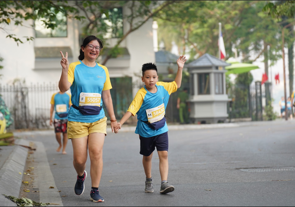 Vietnam Airlines tổ chức thành công giải chạy Run For Love 2024- Ảnh 5.