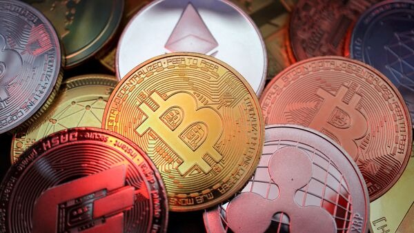 Bitcoin tăng vọt lên 72.000 USD khi bầu cử Mỹ đến gần- Ảnh 1.