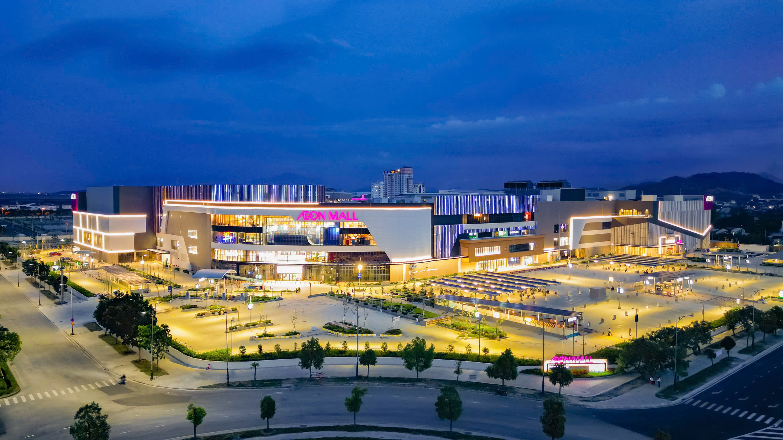Aeon Mall Huế lên tiếng về việc thu phí gửi xe tránh lũ gây tranh cãi