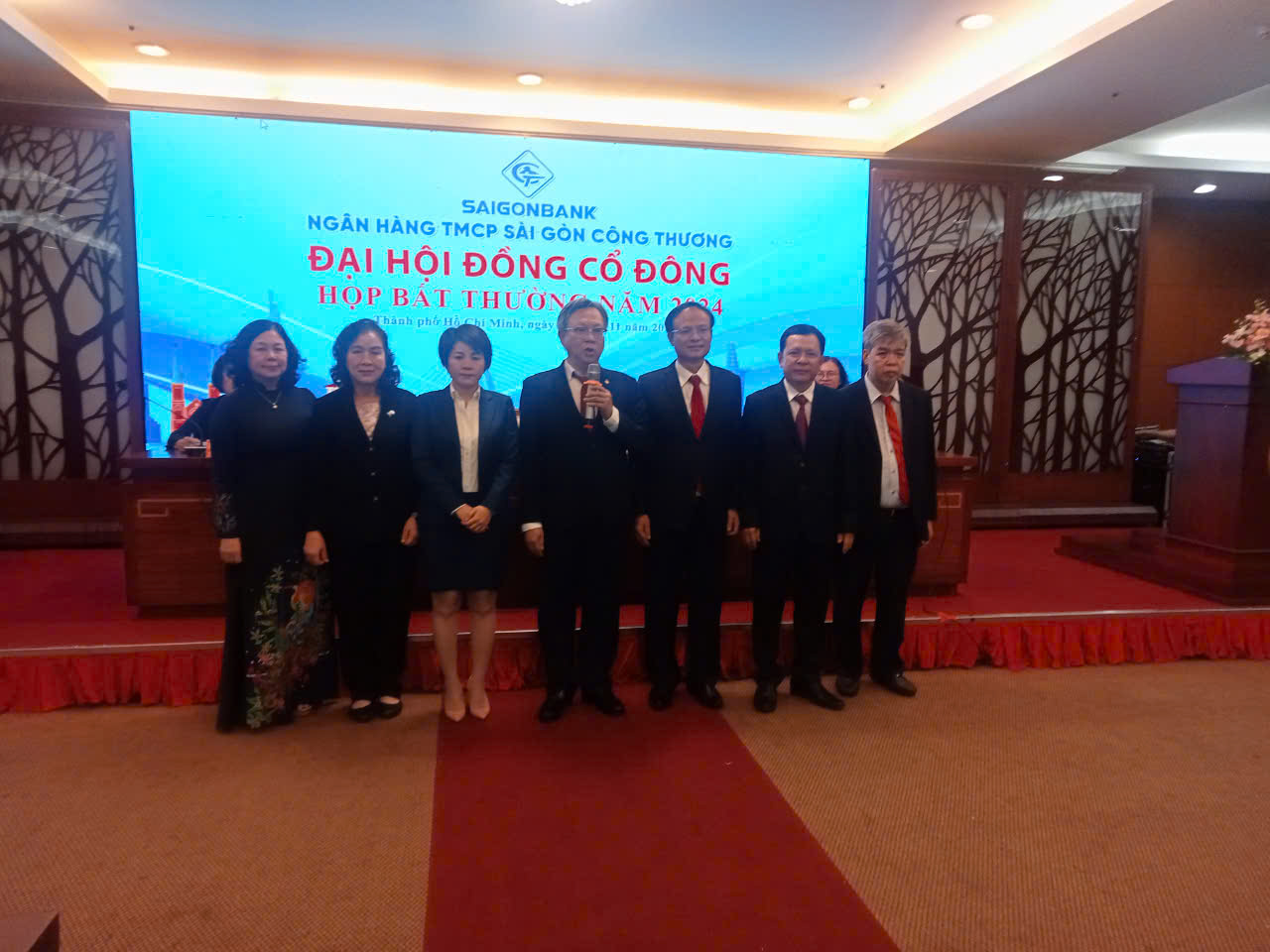 Cổ đông SAIGONBANK bầu mới hội đồng quản trị- Ảnh 2. Cổ đông SAIGONBANK bầu mới hội đồng quản trị- Ảnh 2.