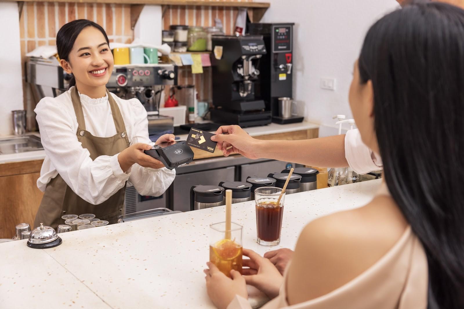 Trải nghiệm đa tiện ích trên nền tảng số dành cho doanh nghiệp- Ảnh 2. Techcombank Busines