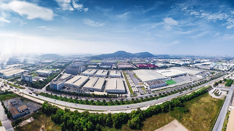 Công ty của ông Đặng Thành Tâm thu hút 2.500 tỉ đồng để làm gì?- Ảnh 1. Công ty của ông Đặng Thành Tâm thu hút 2.500 tỉ đồng để làm gì?- Ảnh 1.