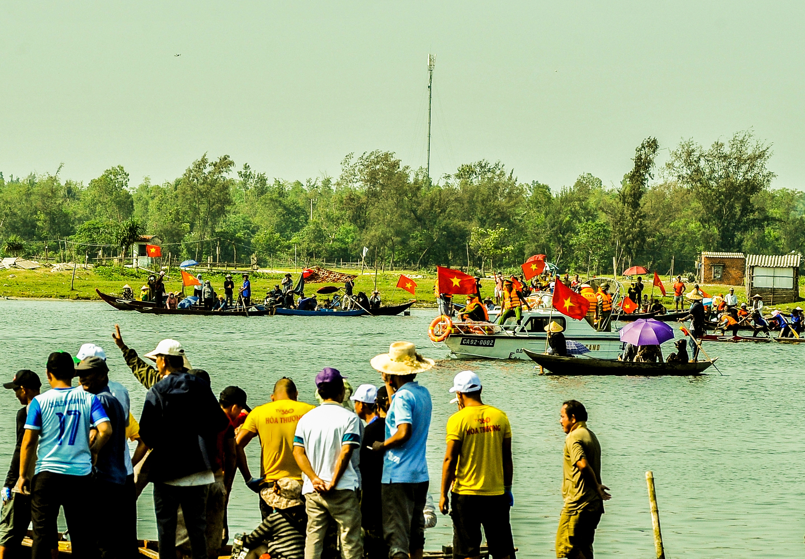 Ngày hội ở vùng quê. Ảnh: HUY ĐẰNG