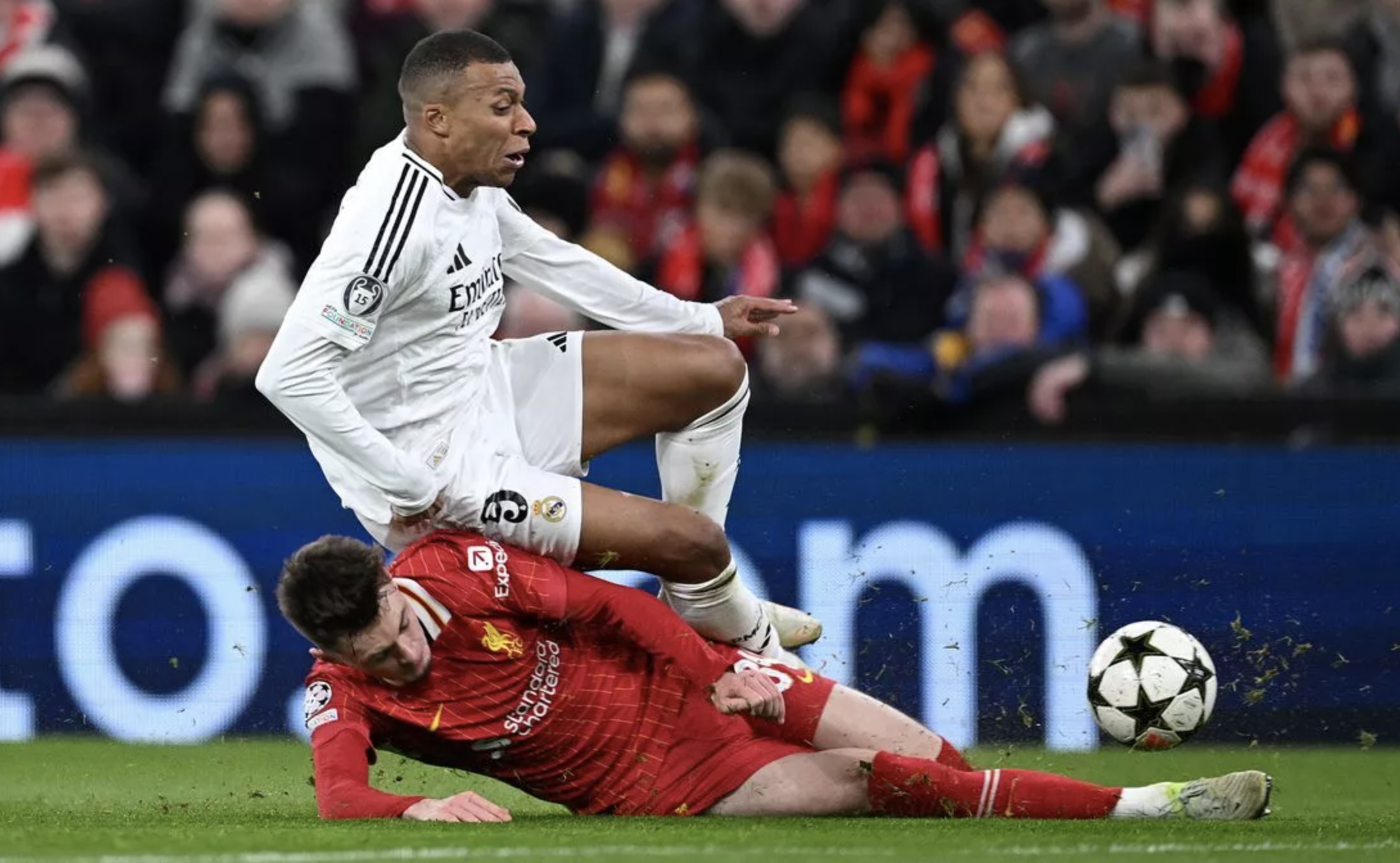 Mbappe sút hỏng phạt đền, Real Madrid thua sốc Liverpool