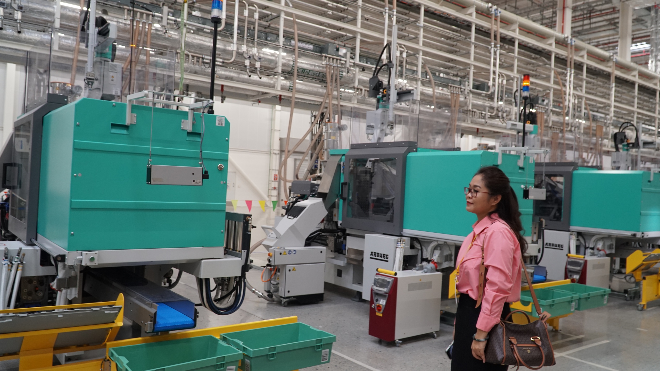 Nhà máy hơn 1,3 tỉ USD ở Bình Dương chính thức vận hành thử- Ảnh 4. Nhà máy hơn 1,3 tỉ USD ở Bình Dương chính thức vận hành thử- Ảnh 4.