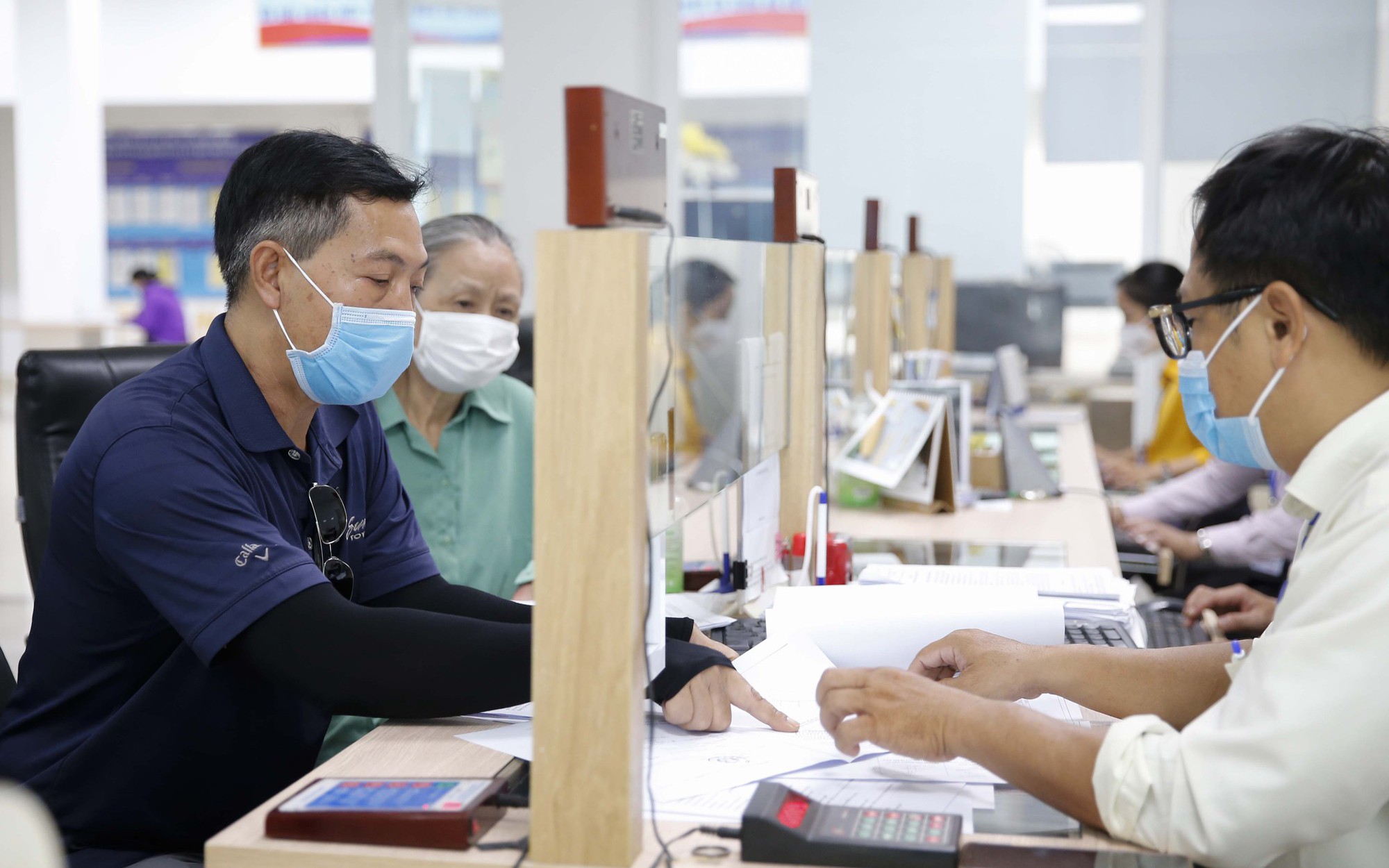 Dừng tổ chức đoàn đi nước ngoài: TP HCM ra lệnh khẩn- Ảnh 2.