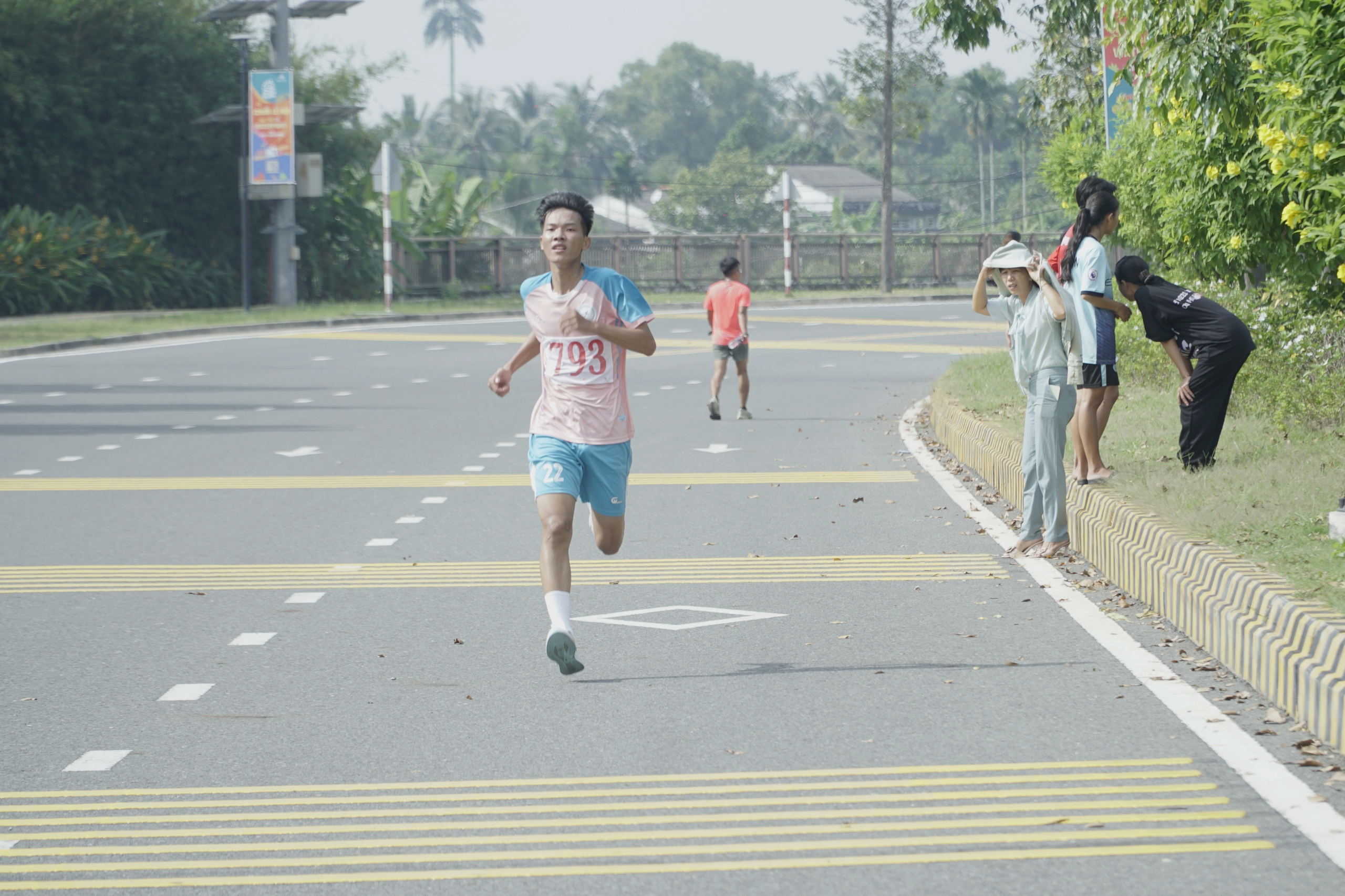 Tranh tài từng bước chân tại Giải Việt dã tỉnh Long An- Ảnh 21.