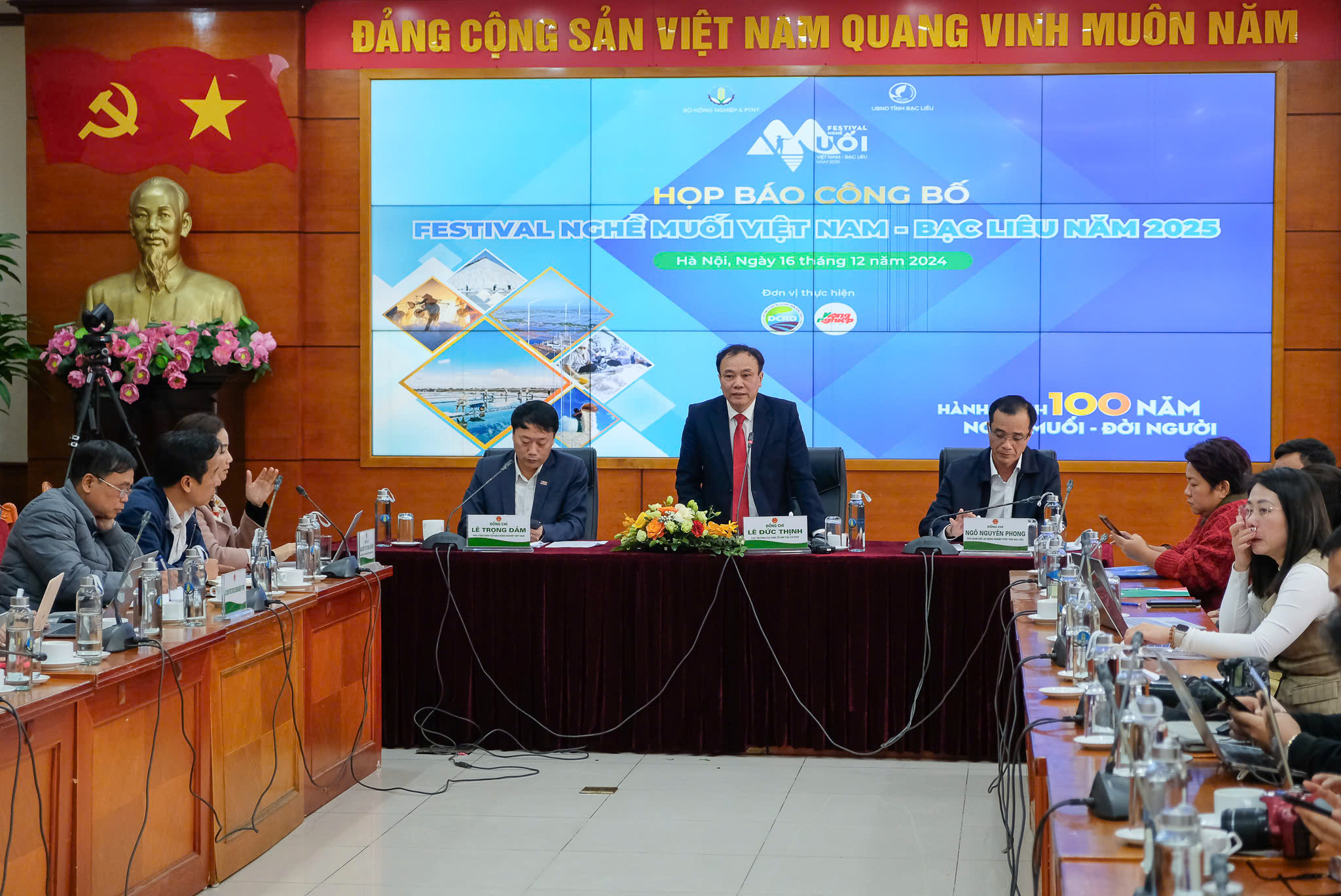 Cục trưởng kể chuyện Cục trưởng kể chuyện