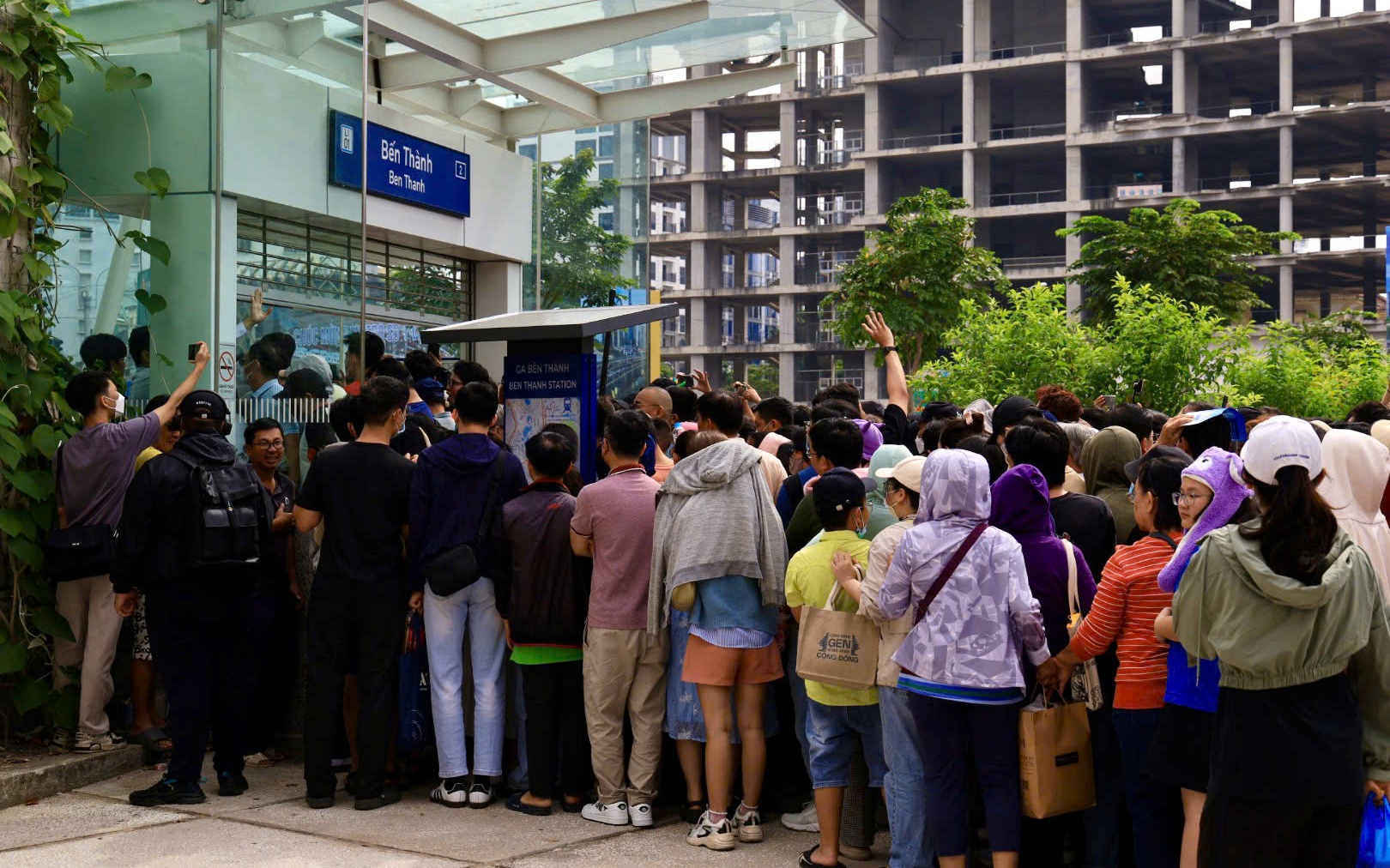 MAUR khuyến cáo: Người dân không cần vội vàng trải nghiệm metro