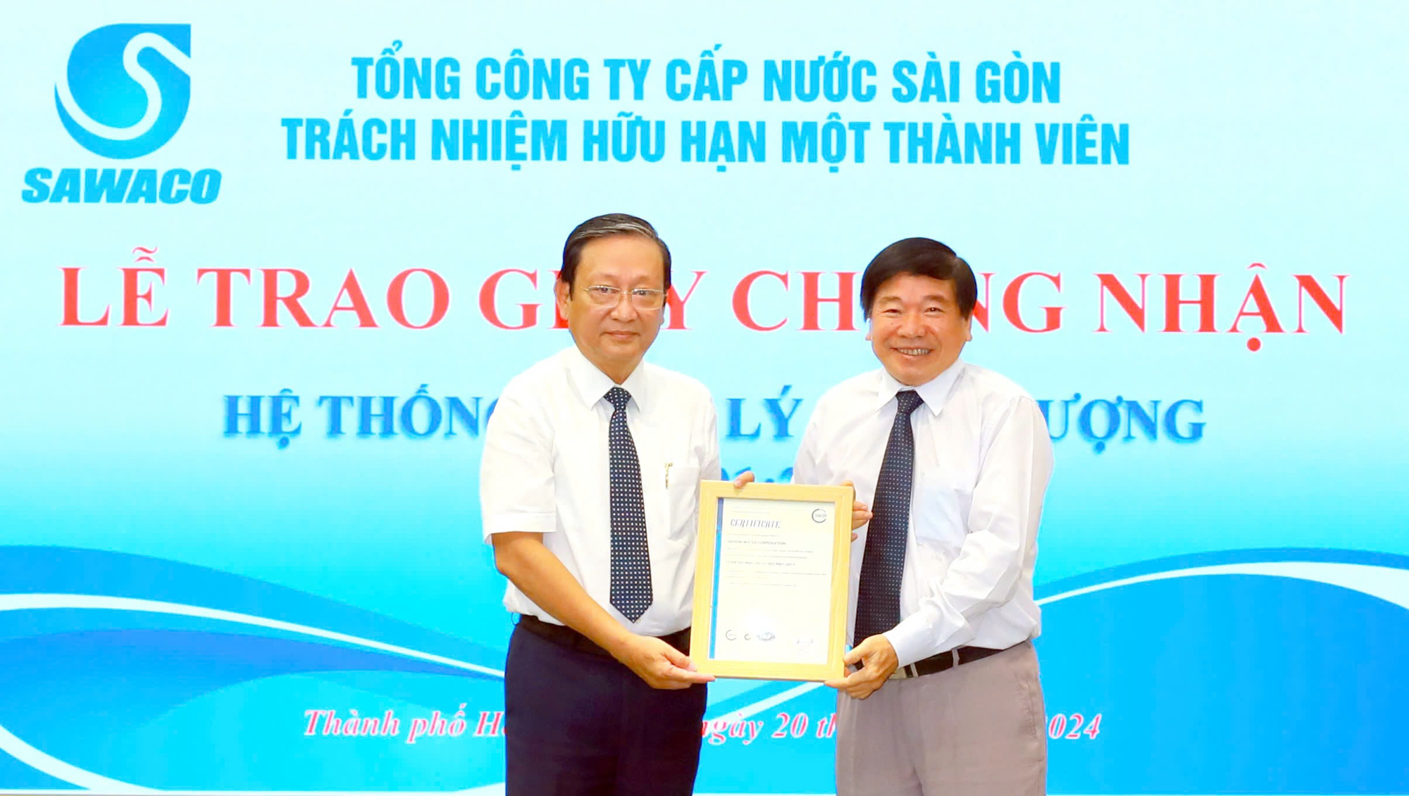 Tổng Công ty Cấp nước Sài Gòn TNHH MTV (SAWACO) nhận Giấy chứng nhận hệ thống quản lý chất lượng- Ảnh 1.