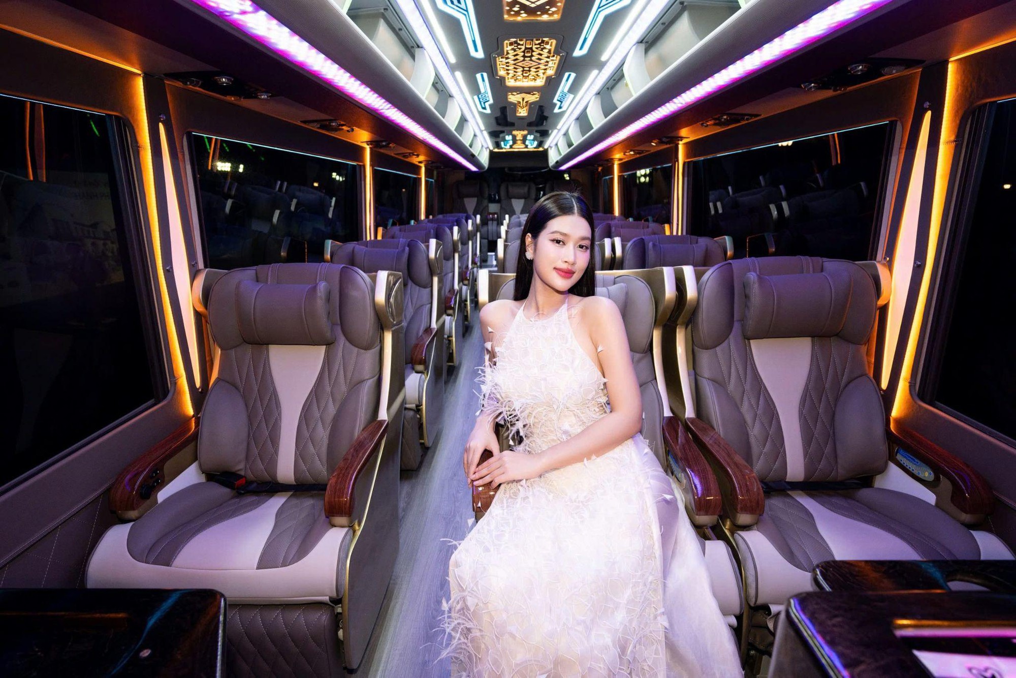 Xu hướng lựa chọn Limousine - Đại diện cho sự đẳng cấp và thời thượng tại các sự kiện lớn- Ảnh 4.