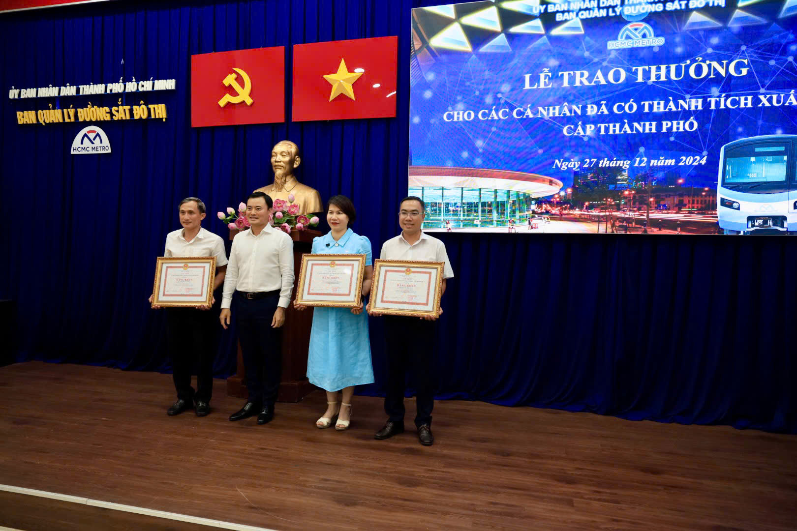 Presidente Phan Van Mai: Chủ tịch Phan Văn Mãi: