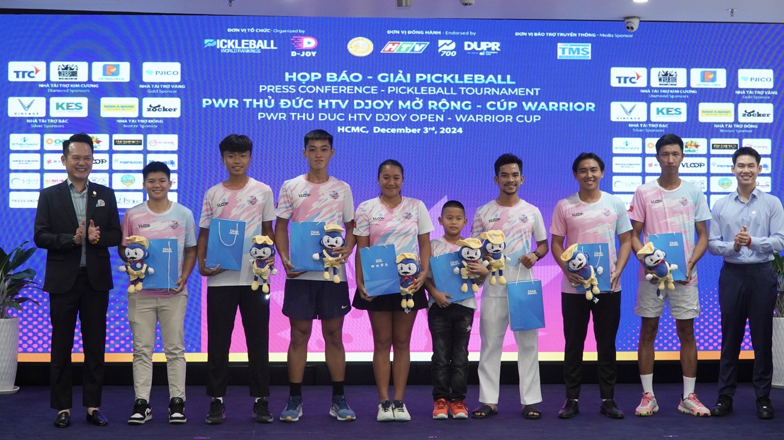 Giải pickleball PWR Thủ Đức HTV DJOY - Cúp WARRIOR: Gây quỹ hỗ trợ nạn nhân chất độc da cam- Ảnh 1.