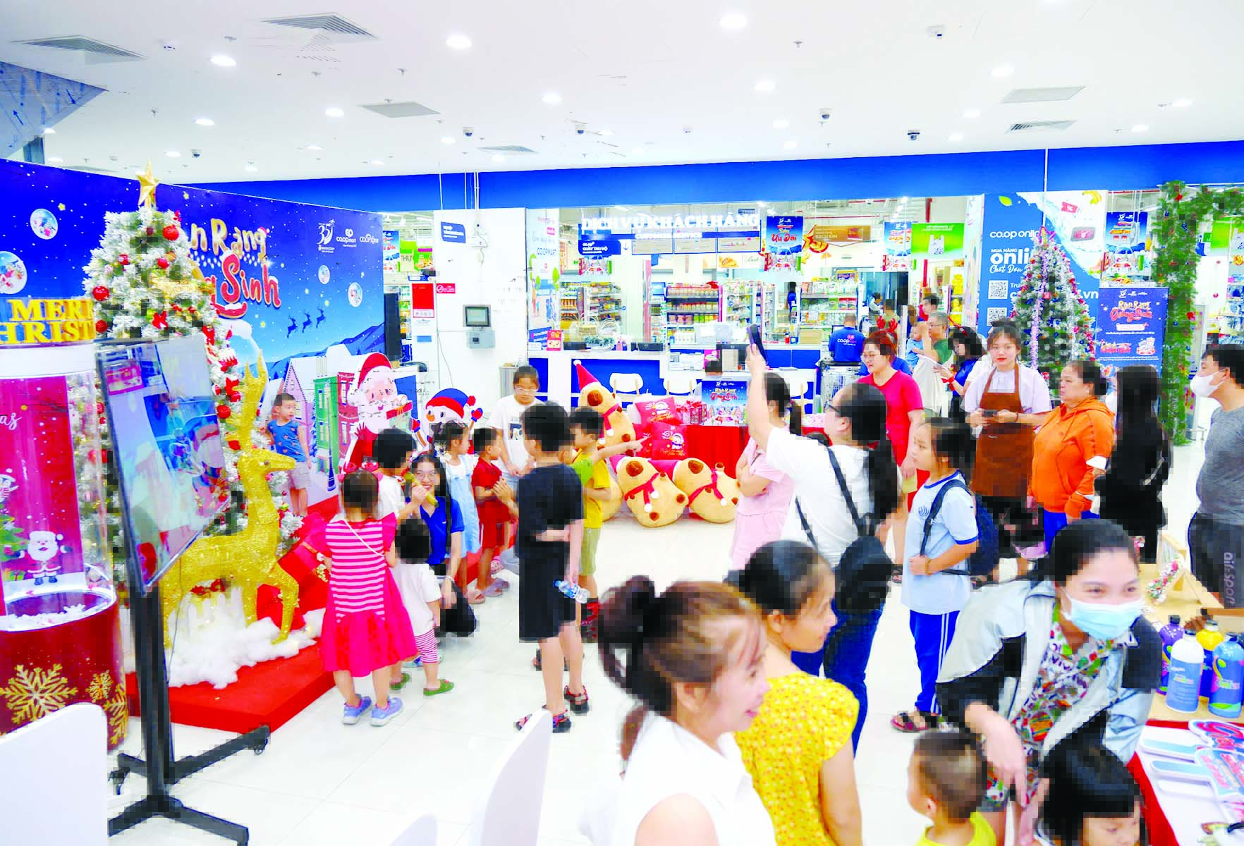 Co.opmart và Co.opXtra khởi động Tết 2025 bằng chương trình “Rộn ràng Giáng sinh” Co.opmart và Co.opXtra khởi động Tết 2025 bằng chương trình “Rộn ràng Giáng sinh”