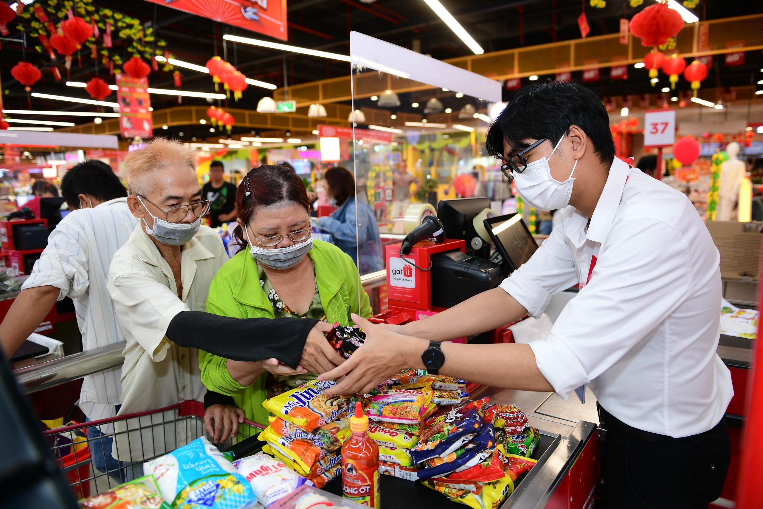 Phó Chủ tịch UBND TP HCM yêu cầu siêu thị bảo đảm "3 không sợ" cho người dân dịp Tết- Ảnh 4.