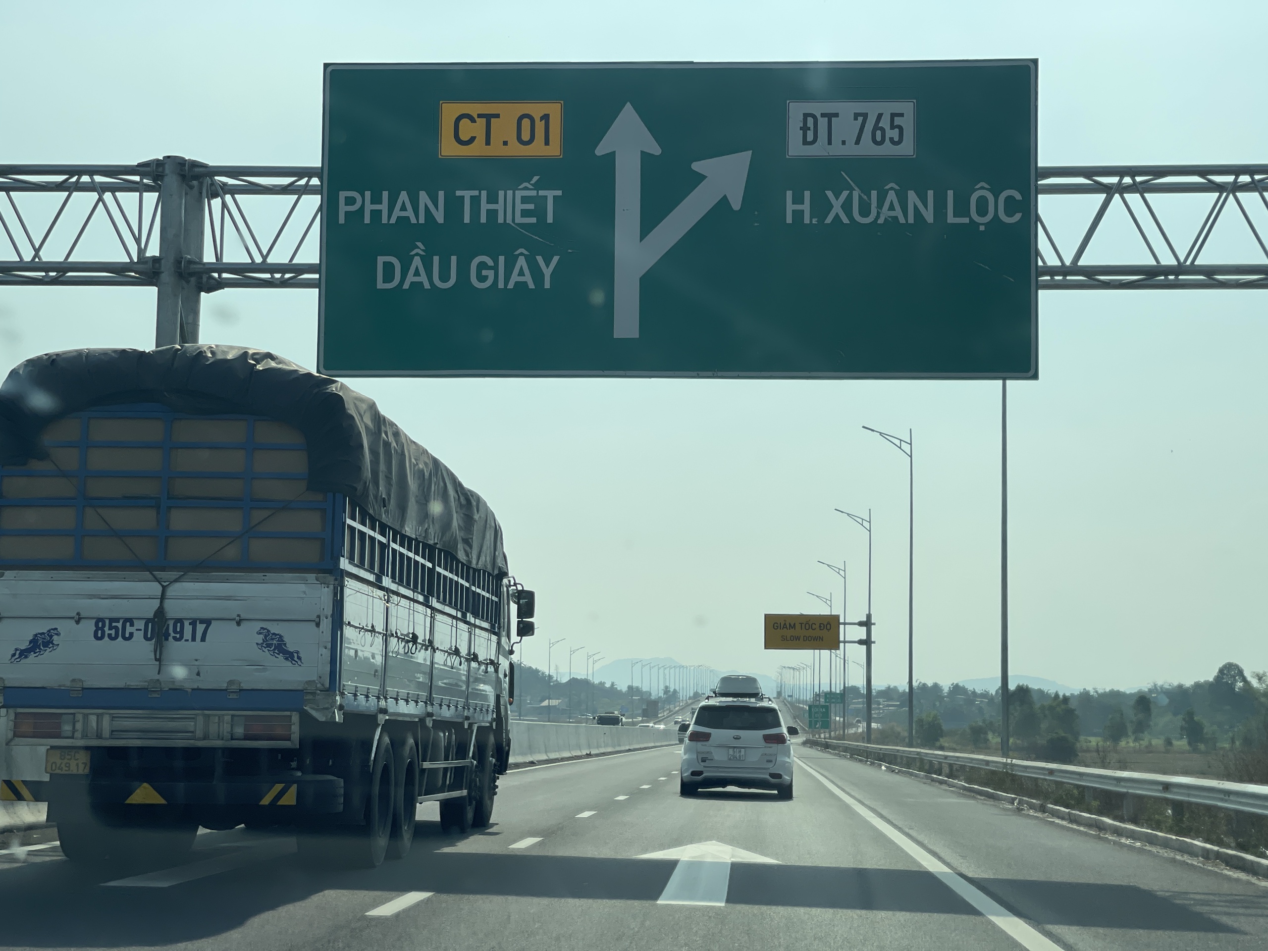 CLIP: Giao thông hơn 200 km đường cao tốc từ các địa phương về TP HCM hôm nay- Ảnh 6.