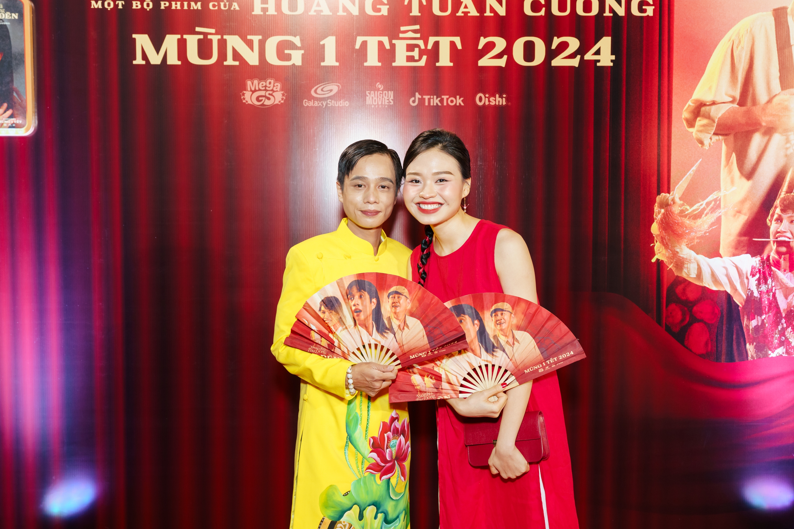 NSND Hồng Vân, NSƯT Hữu Châu, NSƯT Kim Tử Long… ra mắt phim Tết- Ảnh 2.