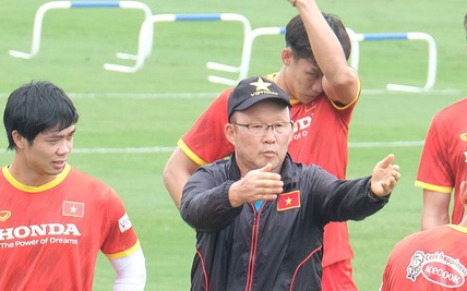 HLV Park Hang-seo đề xuất tạm dẫn tuyển Hàn Quốc 2 trận gặp Thái Lan