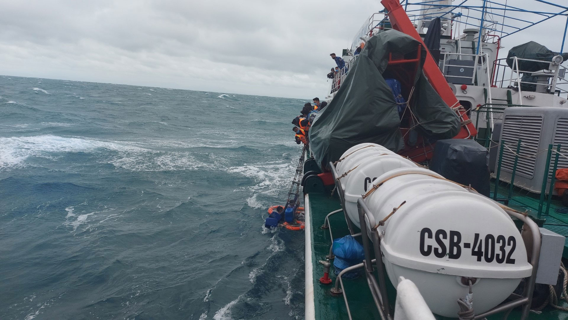 Điểm tựa vững chắc, tin cậy của ngư dân