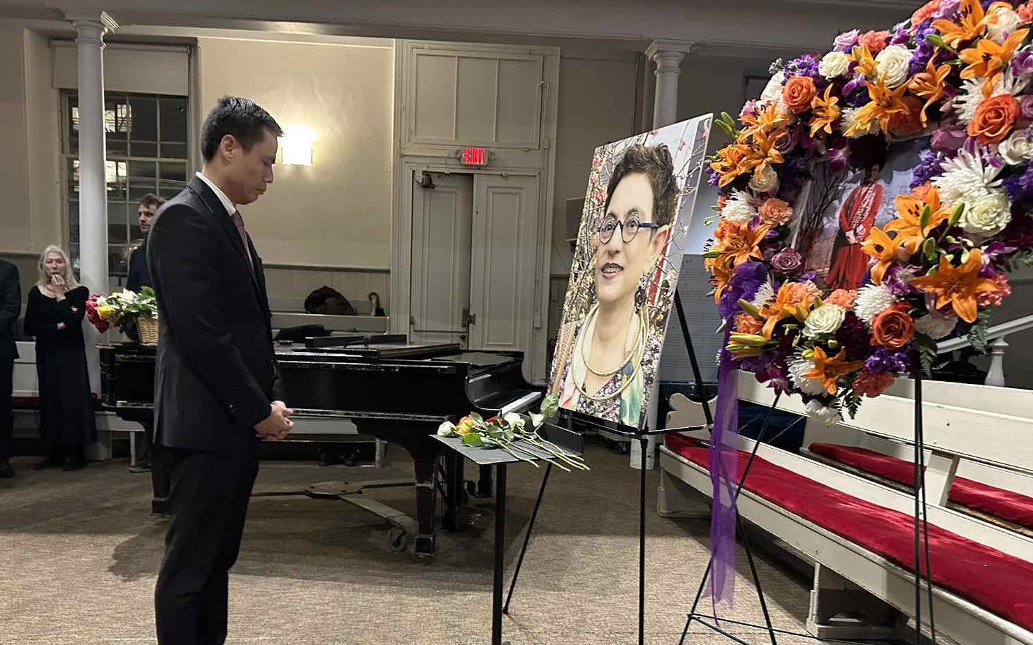 Tiễn đưa &ocirc;ng b&agrave; Weiss - những người bạn lớn của Việt Nam - Ảnh 2.