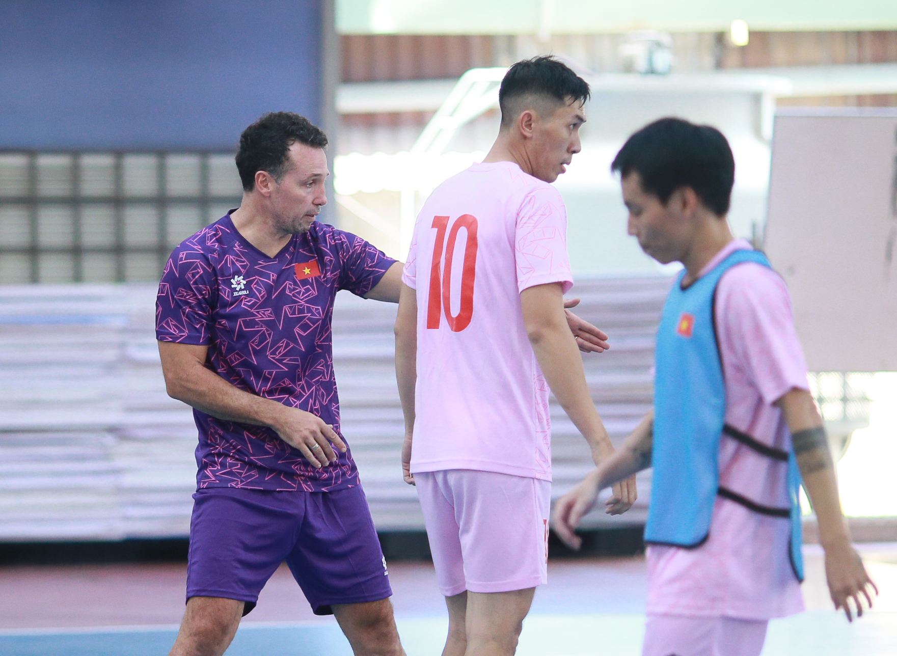Tuyển futsal Việt Nam có buổi tập đấu tiên hướng đến vé dự World Cup 2024- Ảnh 8.