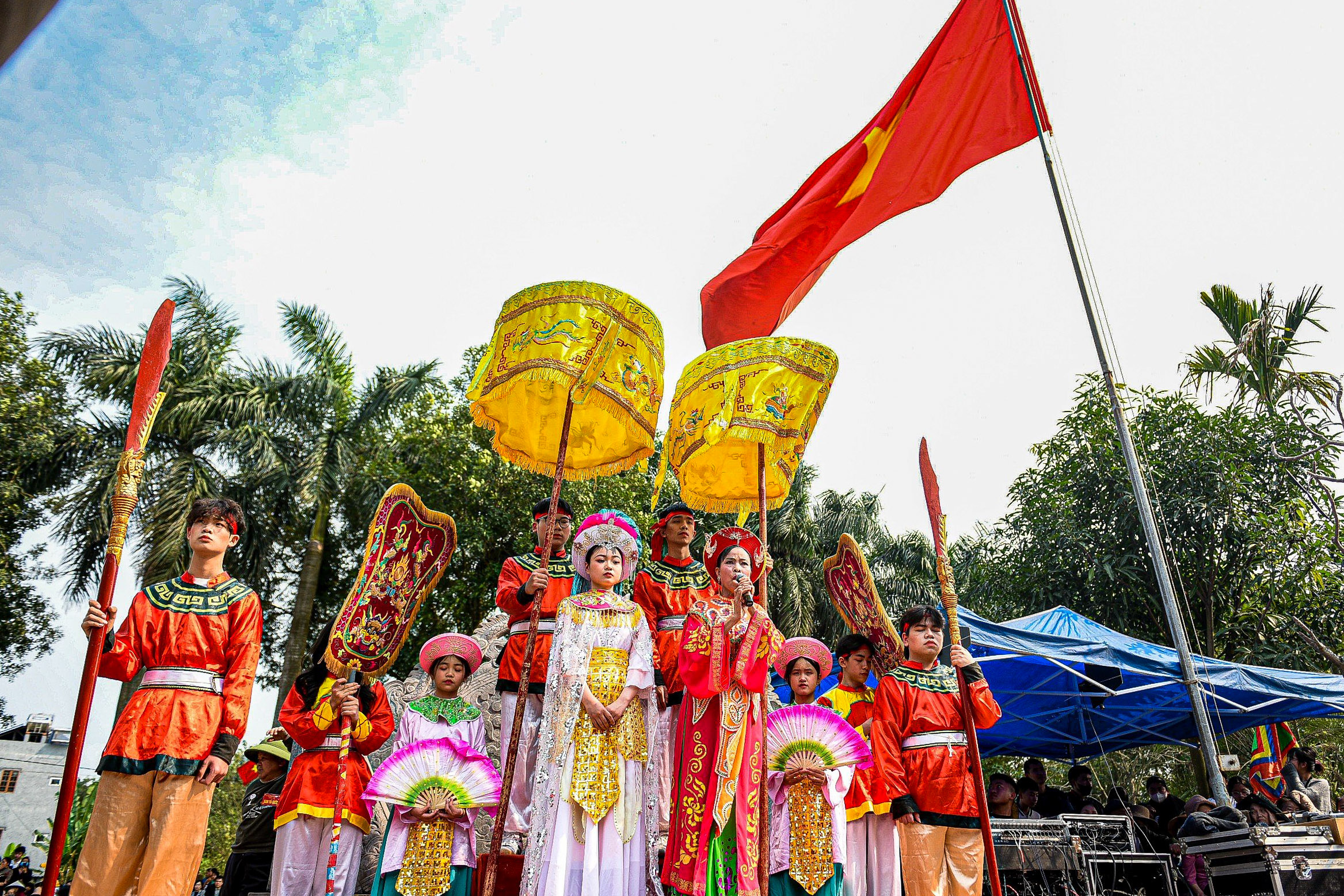 Độc đáo lễ hội kén rể ở ngoại thành Hà Nội- Ảnh 8.