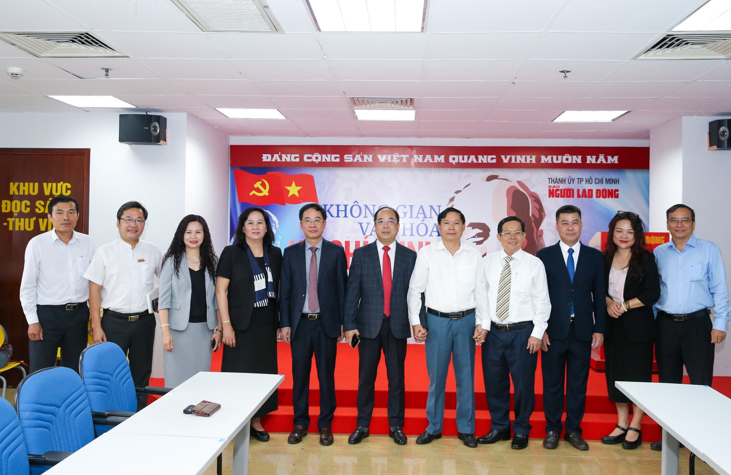 Báo Người Lao Động, Báo VietNamNet, Báo Tuổi trẻ Thủ đô ký kết hợp tác- Ảnh 2.