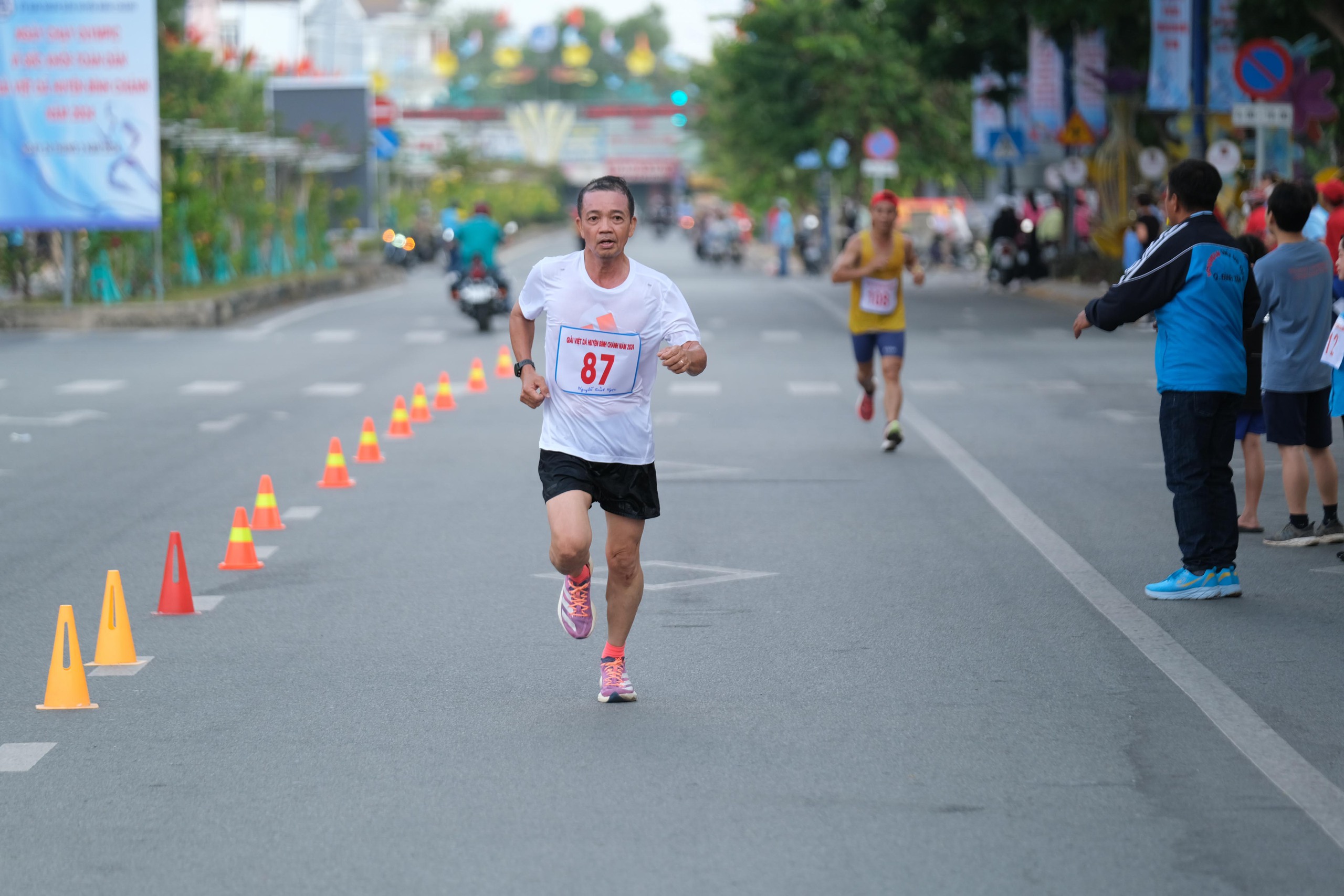 Huyện Bình Chánh: Hơn 2.500 VĐV tham gia ngày chạy Olympic vì sức khỏe toàn dân- Ảnh 5.