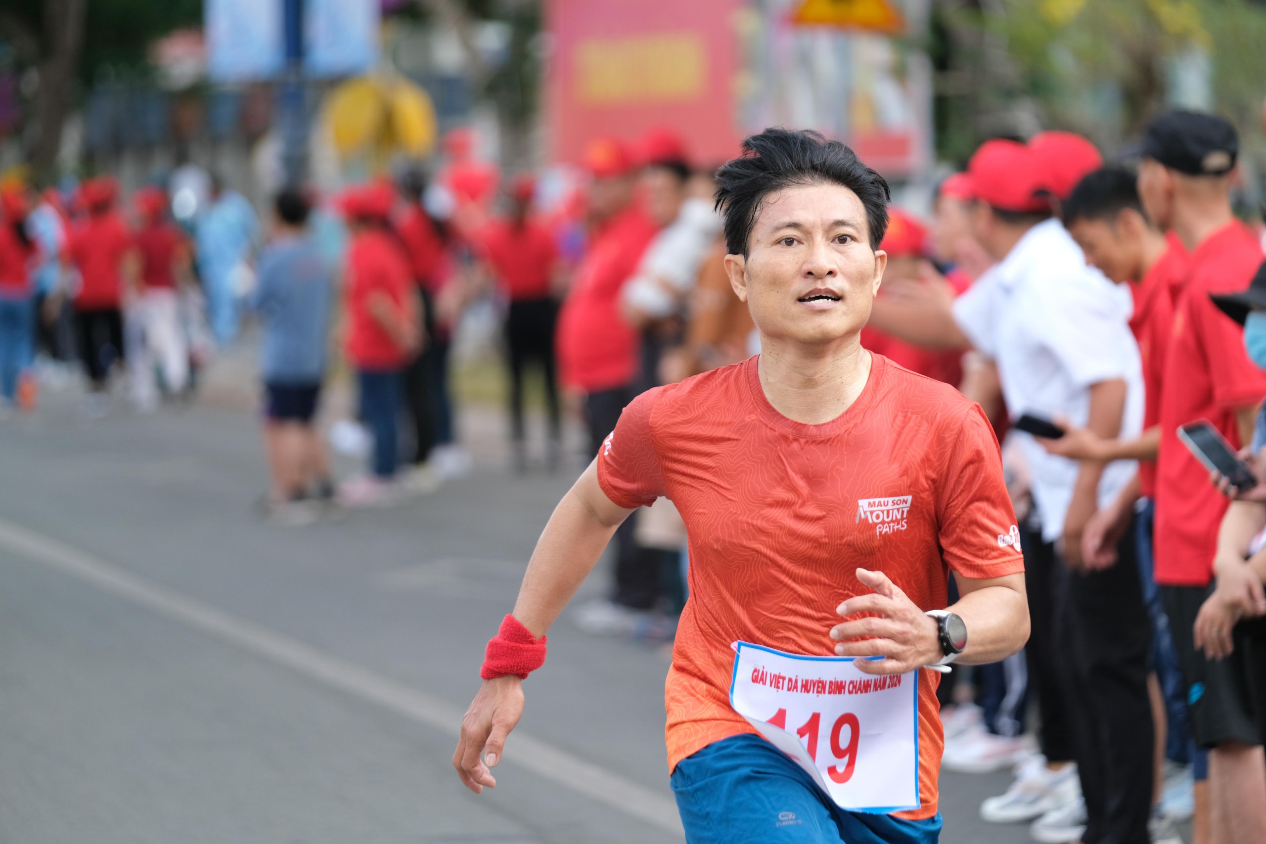Huyện Bình Chánh: Hơn 2.500 VĐV tham gia ngày chạy Olympic vì sức khỏe toàn dân- Ảnh 4.