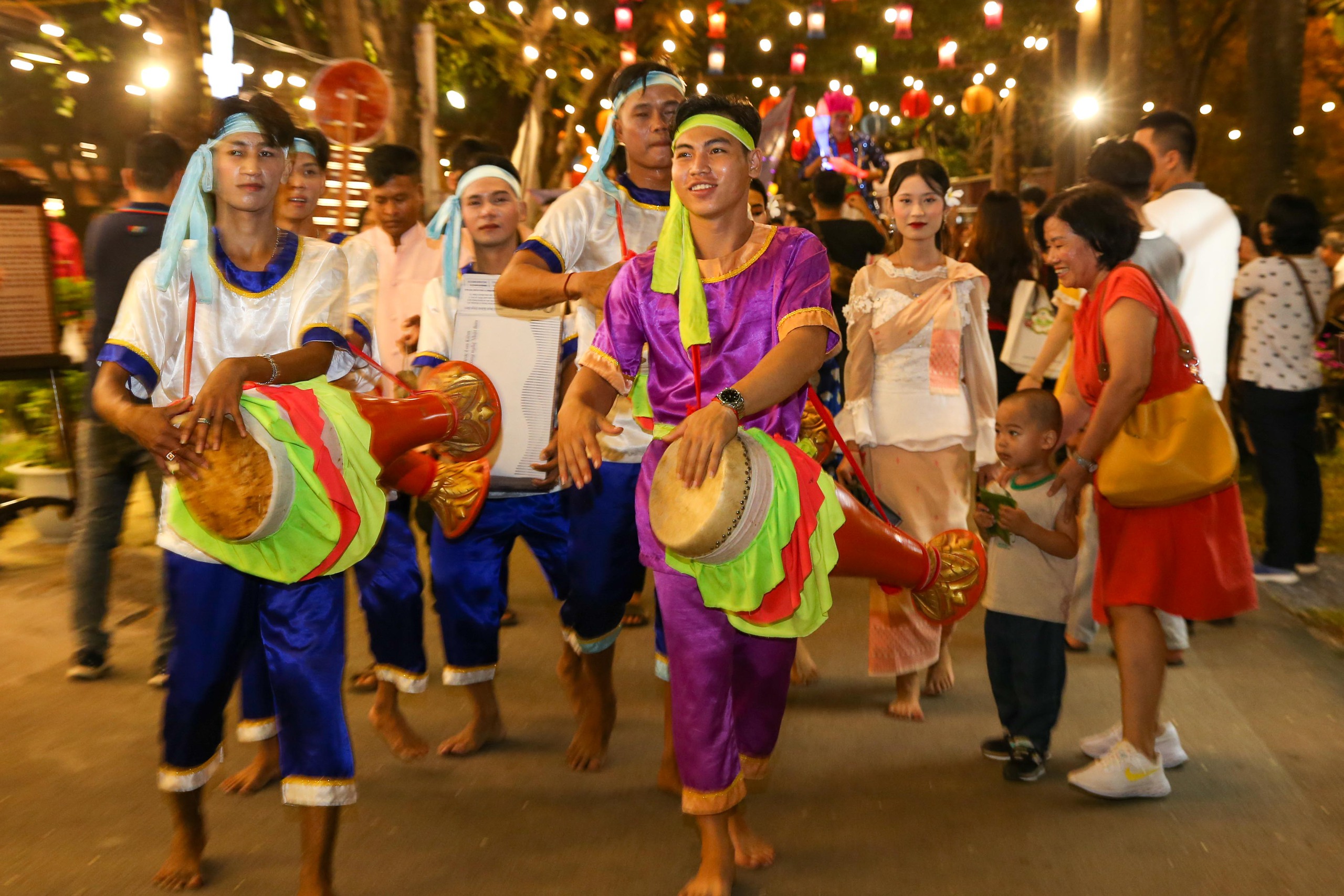 Độc đáo “vừa đi vừa nấu” tại Lễ hội Văn hóa Ẩm thực, Món ngon Saigontourist Group 2024- Ảnh 15.