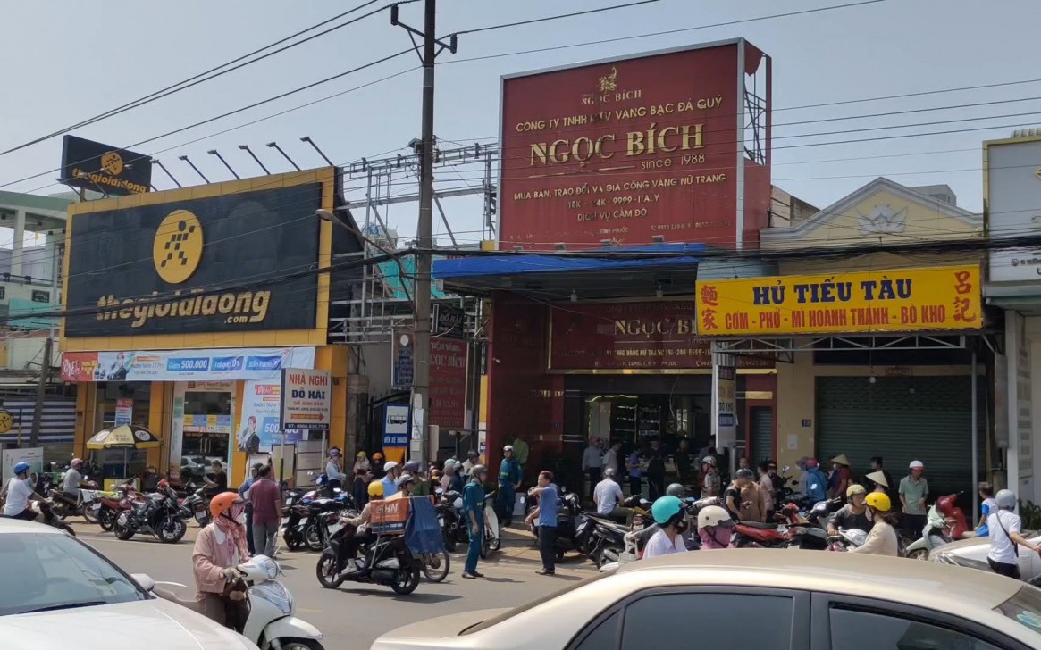 Lại xảy ra cướp tiệm vàng ở Bình Phước