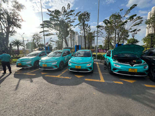 Dịch vụ taxi điện của các doanh nghiệp taxi truyền thống và hãng gọi xe công nghệ phủ sóng ở nhiều tỉnh, thành phố