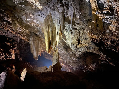 Một hang động mới vừa được phát hiện ở VQG Phong Nha - Kẻ Bàng