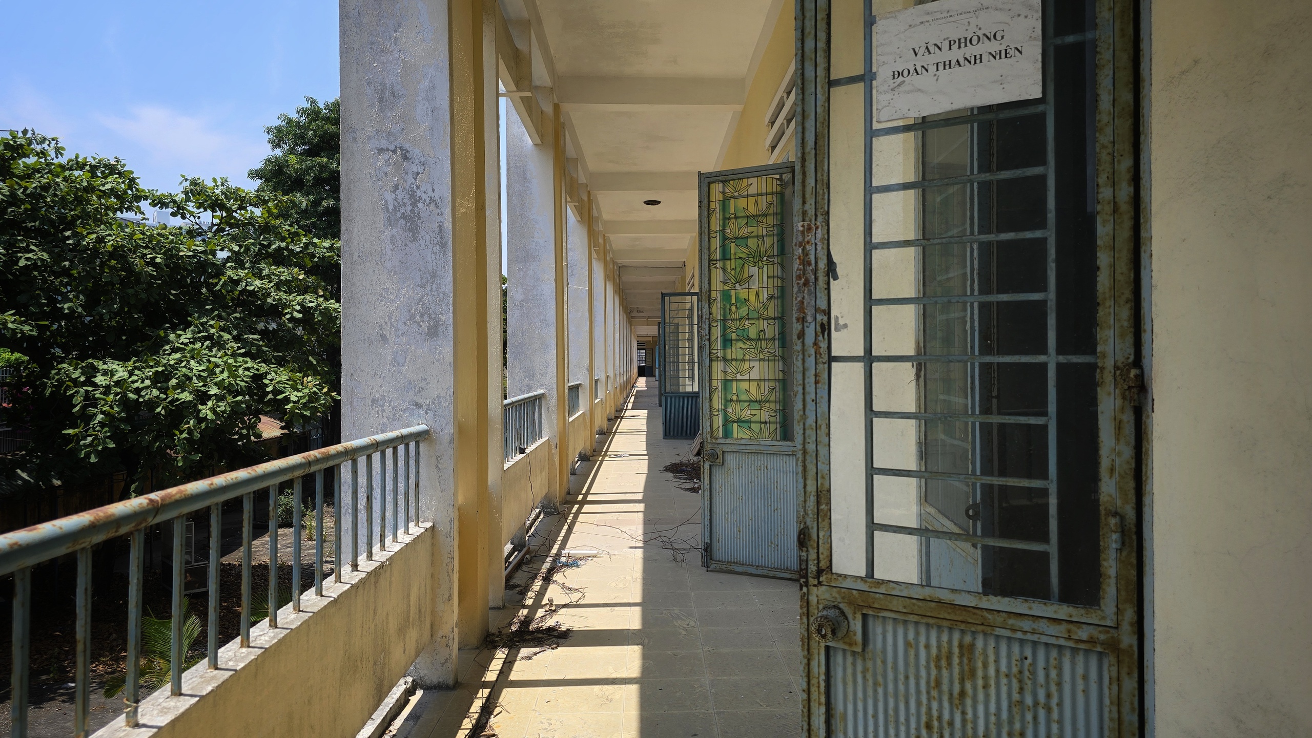 Trường học để không, ngổn ngang hoang tàn giữa trung tâm Đà Nẵng- Ảnh 17.
