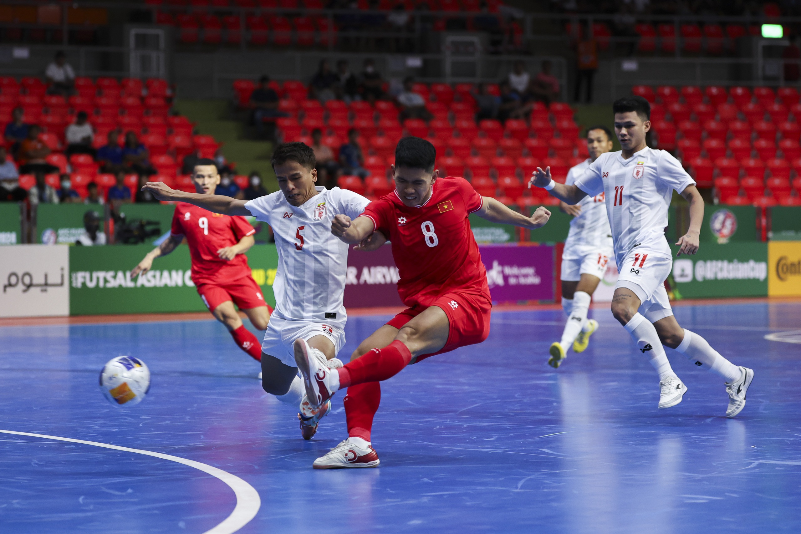 Futsal Việt Nam bị Myanmar chia điểm ngày ra quân giải châu Á- Ảnh 3.