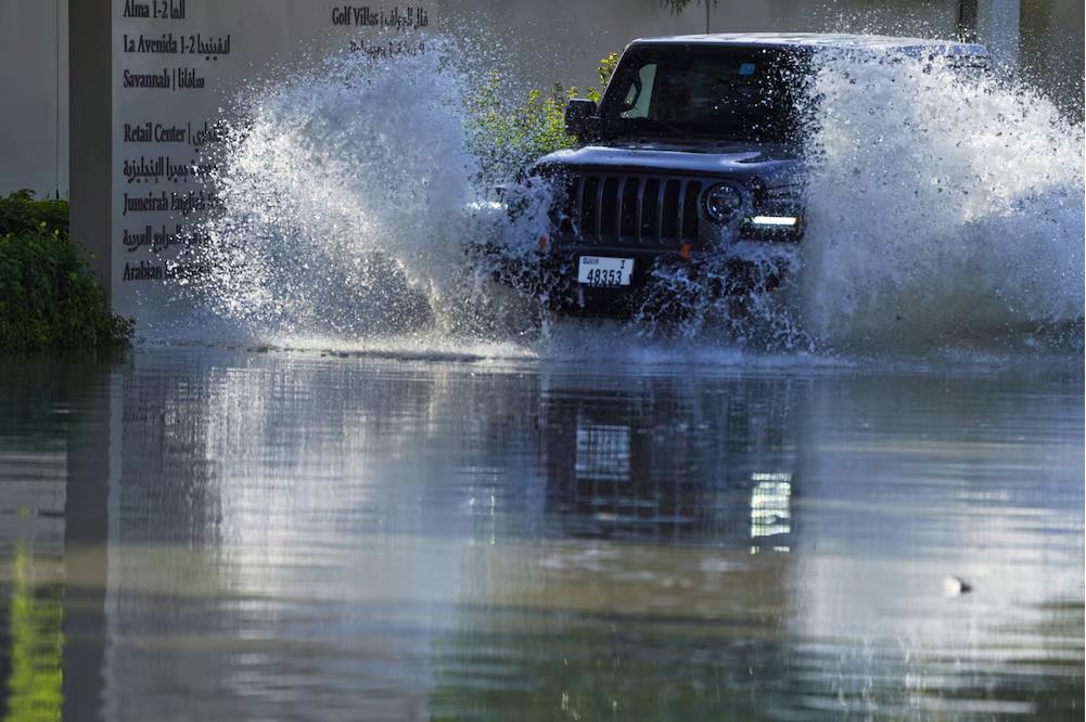Forti piogge a Dubai: gli Emirati Arabi Uniti parlano della tecnologia della pioggia artificiale - Immagine 9.