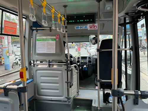 Một tuyến xe buýt trợ giá ở Đà Nẵng được trang bị cả WiFi nhưng vẫn chưa thu hút được đông hành khách
