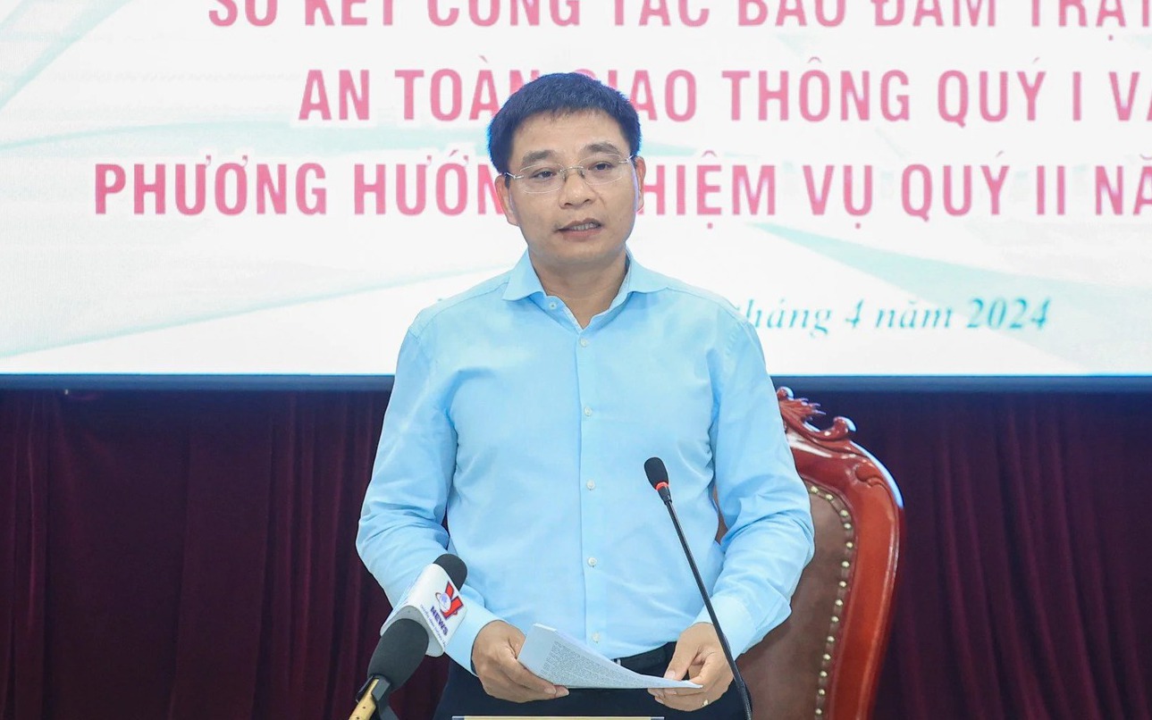 Bộ trưởng GTVT Nguyễn Văn Thắng đề nghị phạt nguội người đi xe máy vi phạm giao thông
