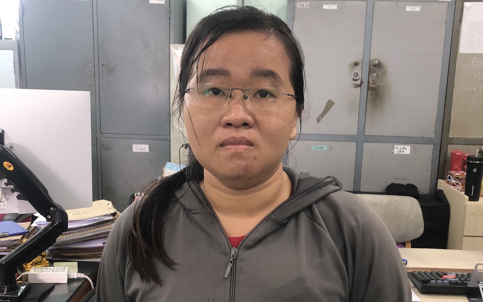 Cô gái ngất xỉu giữa chợ sau khi tiếp xúc với 2 phụ nữ lạ mặt - Ảnh 2.